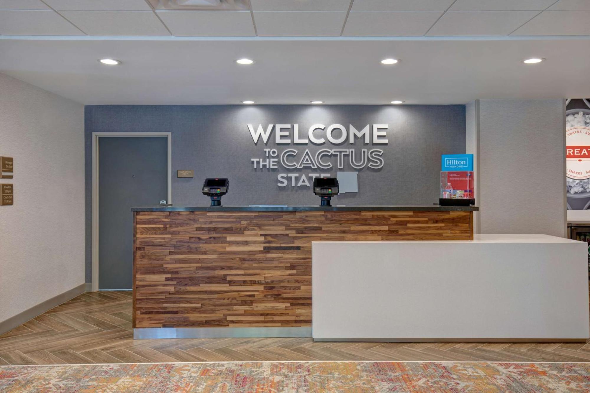 Hampton Inn Santa Fe South, Nm Экстерьер фото