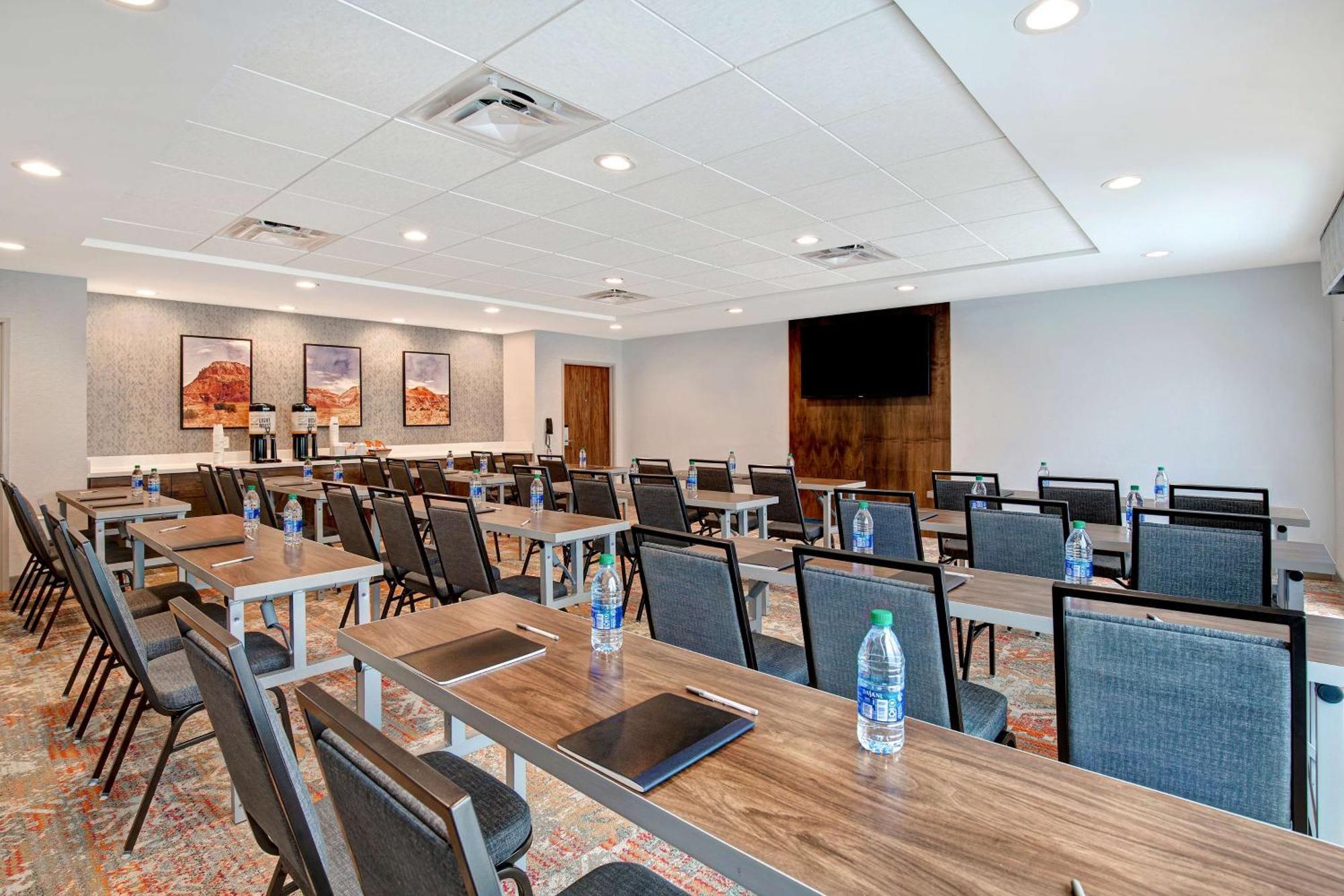 Hampton Inn Santa Fe South, Nm Экстерьер фото